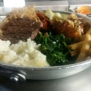 Meet your Posher, Reyes